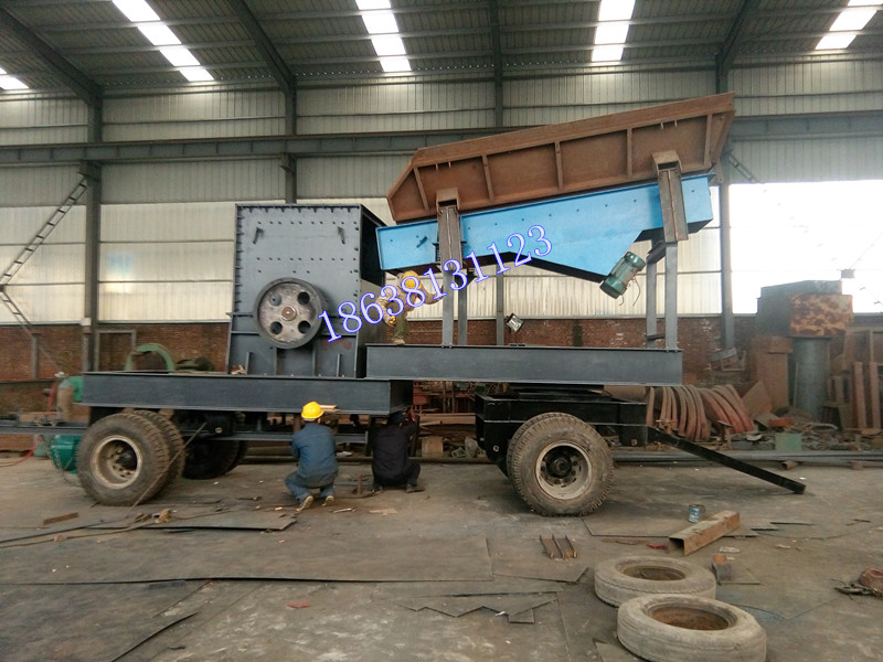 <b>鄭州博洋機械移動破碎機加工制造現(xiàn)場</b>
